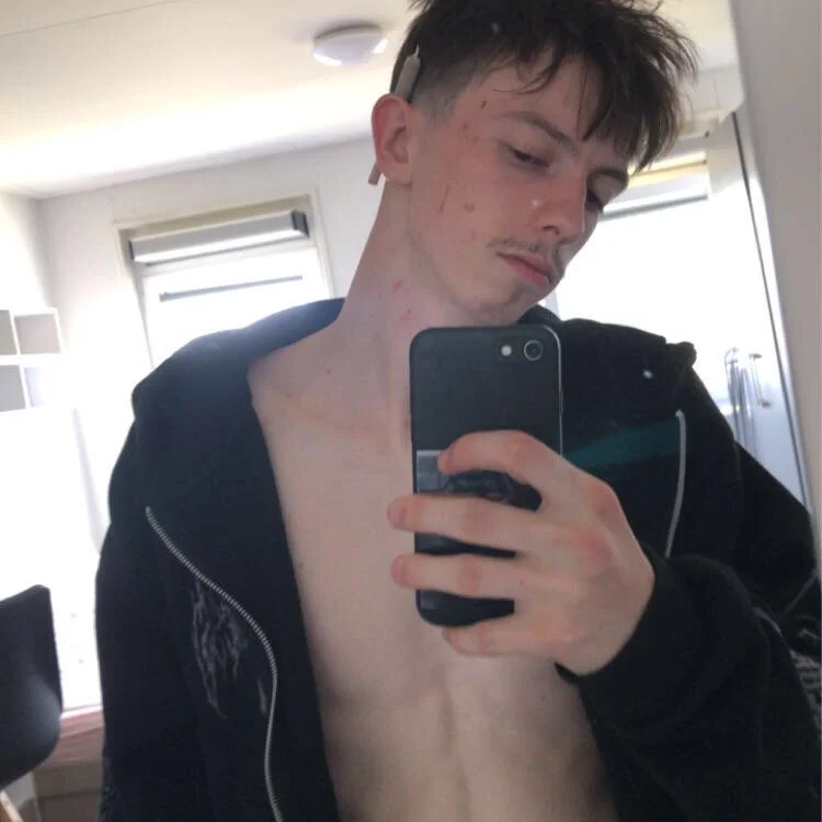 M3r1kh's Offline XXX Chat