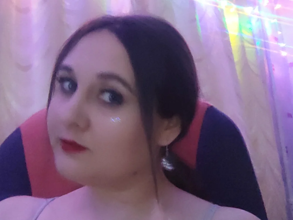 KiraPrekrasnaa offline chatrum