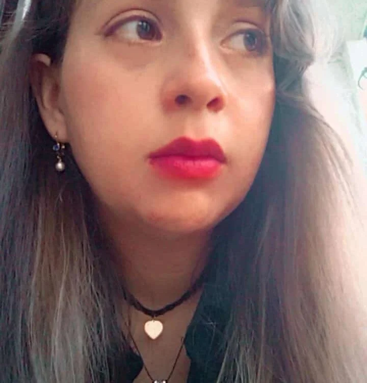 Cherry_Martinez's Offline Chat Room