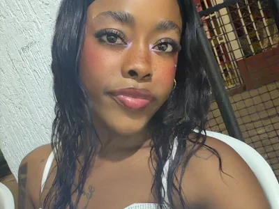 Camilaa_brown_ Female Ebonyyoung Cam Porn