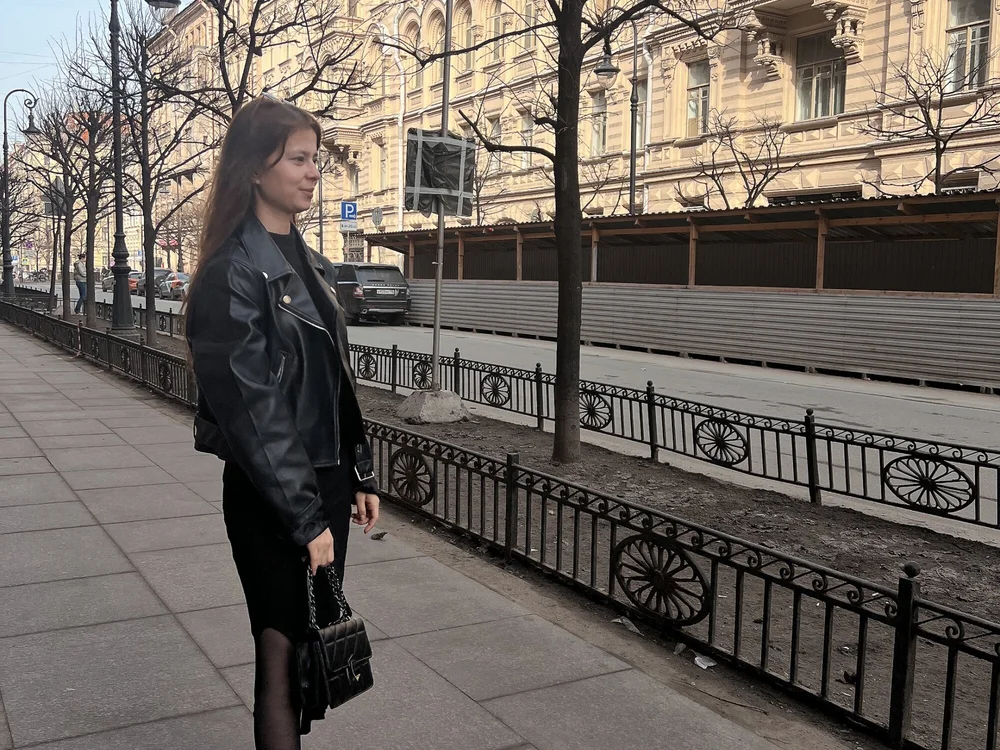 shy_rose's Offline Chat Room