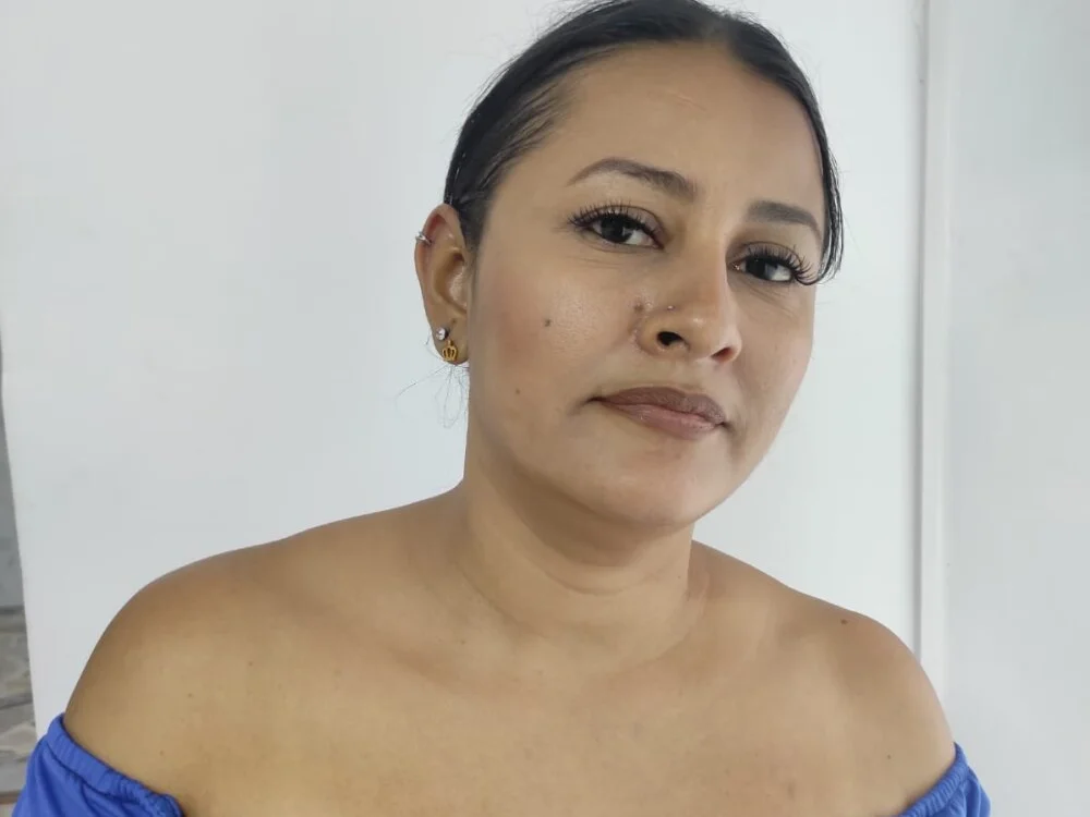 Mila-Novak Offline XXX-Chat