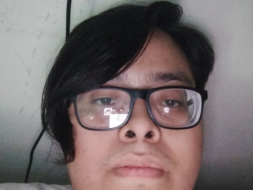 Francaster77777's Offline Chat Room