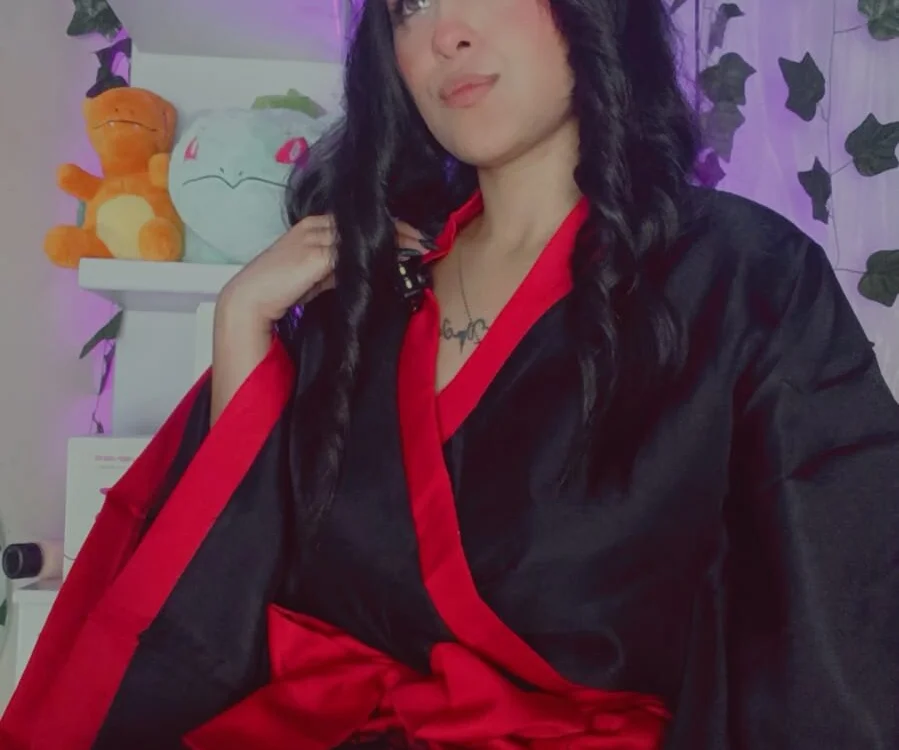 tokito_mitsuri's Offline XXX Chat