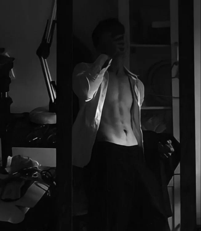 tamilboy7083 Obrolan XXX Offline