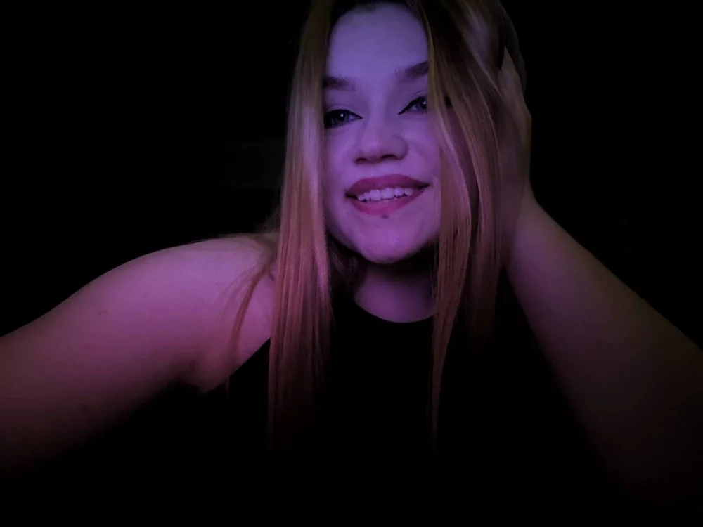 BarbaraPlush's Offline XXX Chat