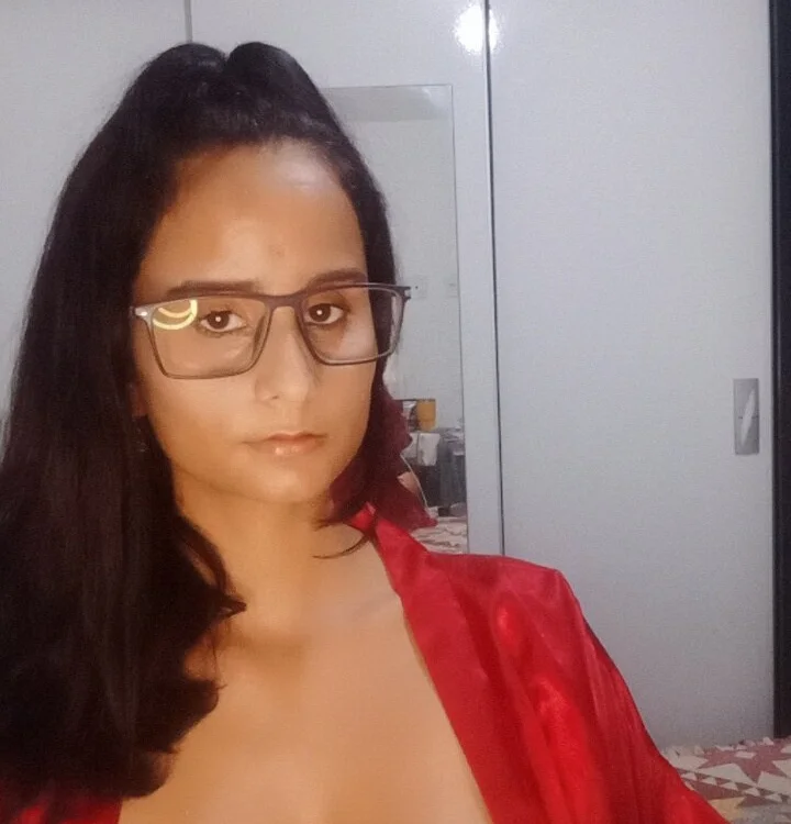 serennavilabella's Offline Chat Room