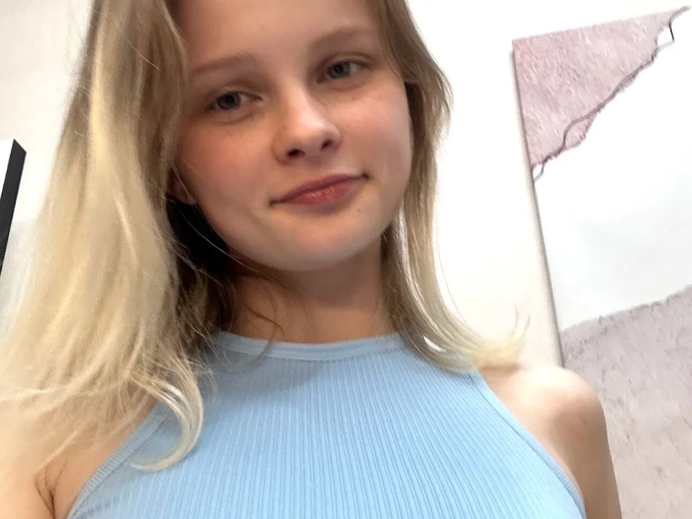 everyd_ay Adlı Modelin Çevrimdışı XXX Sohbeti