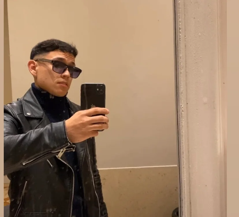 ignacio700yk's Offline Chat Room