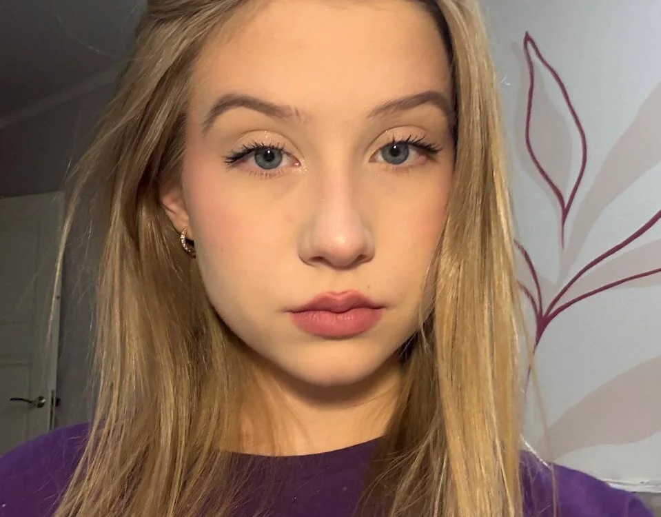 Fortuna_baby's Offline XXX Chat