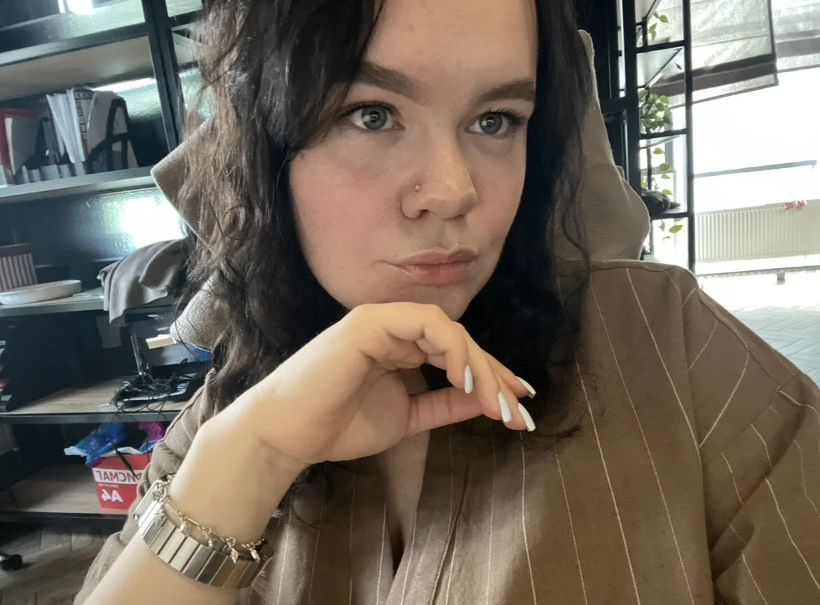 AdelinaVirelle cover photo