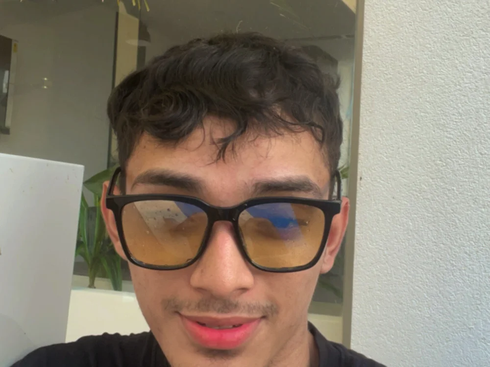 JohnWeek's Offline Chat Room