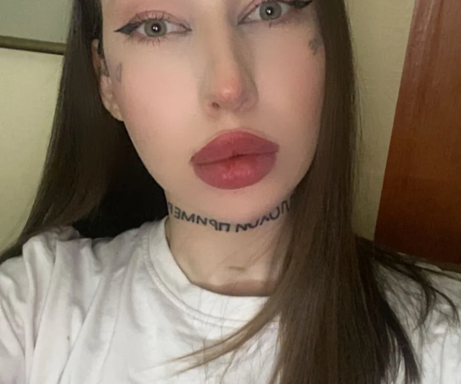 BettanyCandy's Offline XXX Chat