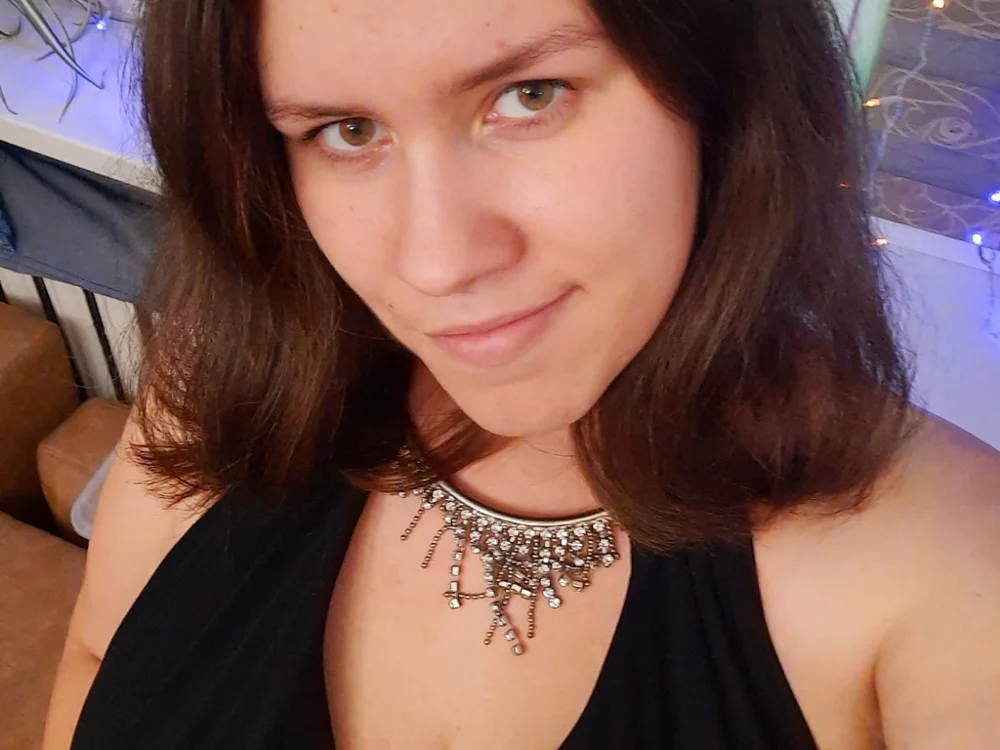 Fan_Molly's Offline Chat Room