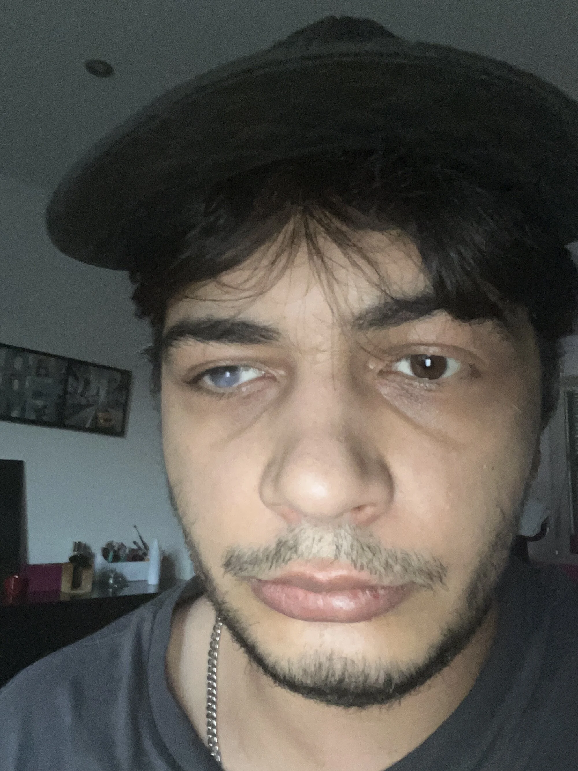 grossequeue777