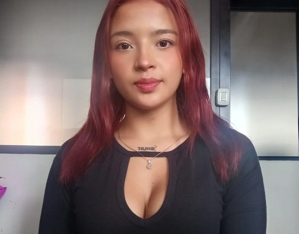 Cassidy_Bennet offline chatrum