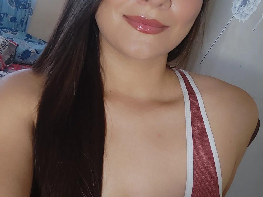 Chanelblack05's Offline XXX Chat