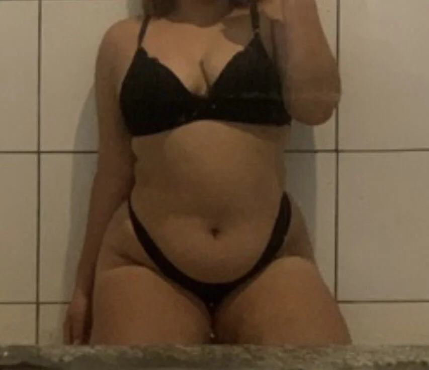 Deusa_luna's Offline XXX Chat