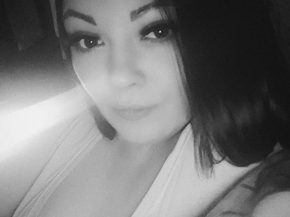 Amina_Shy_ offline chatrum