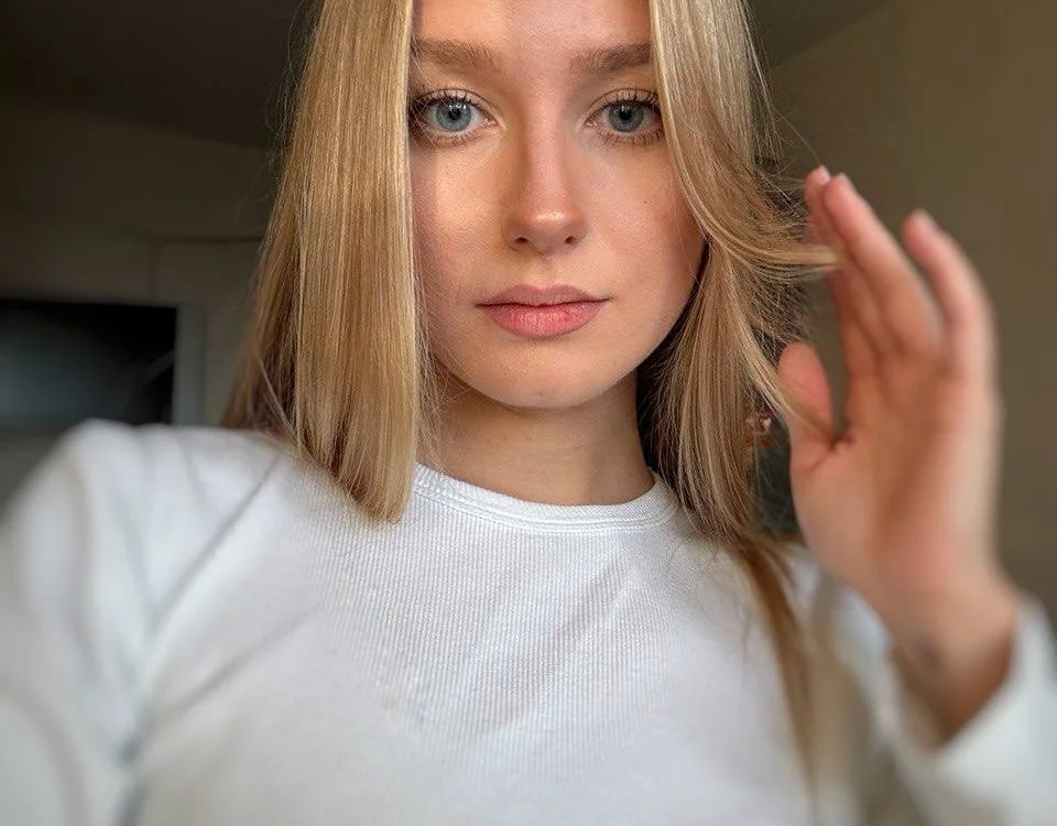 SarahFaberr's Offline XXX Chat