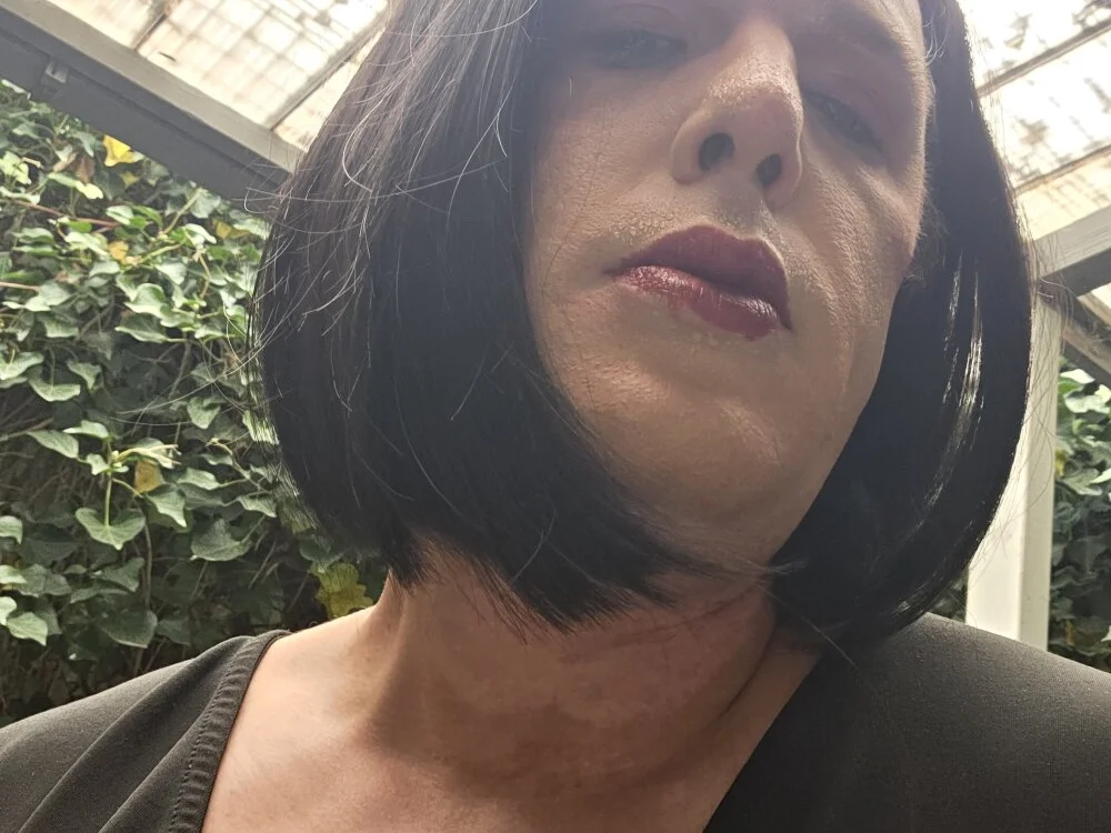 tanja844 Offline XXX Chat