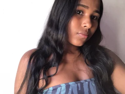 Juliannee_ - Girl 