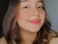Valeria_Cherry22's Offline Chat Room