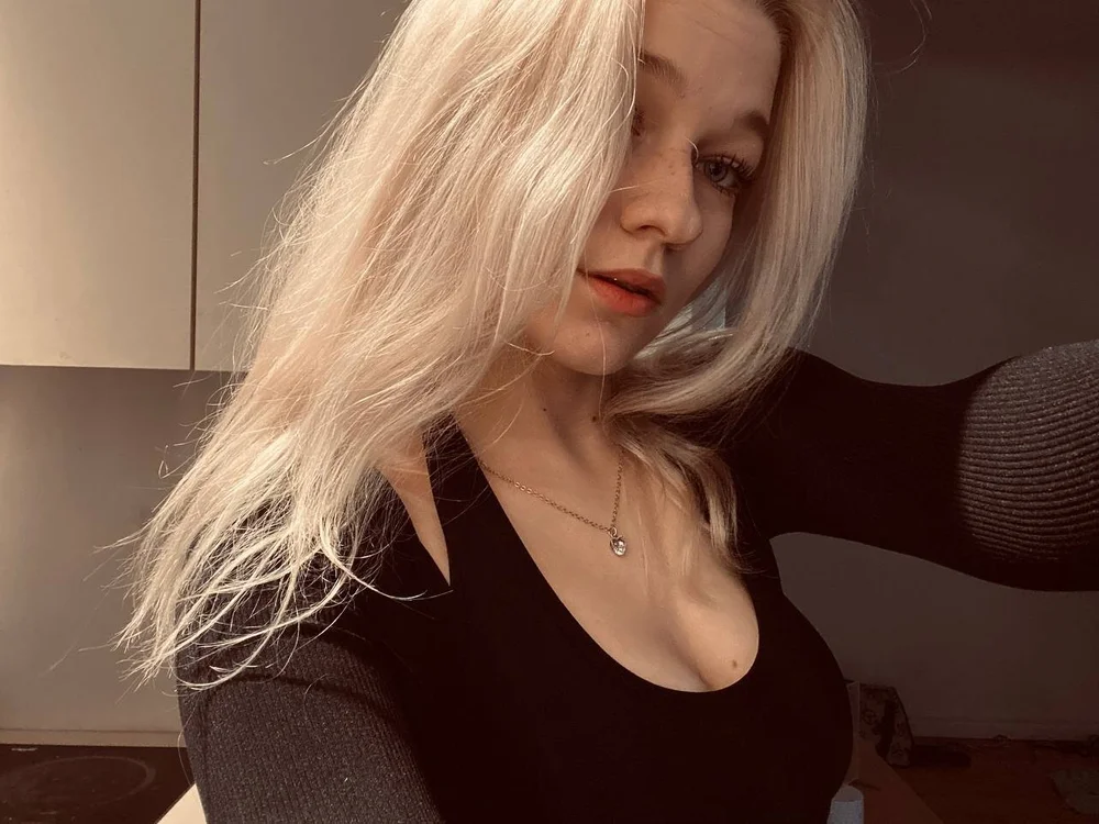 Bilik Sembang Luar Talian Melissa_King