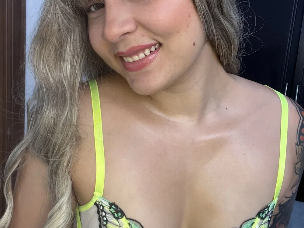 Cadycox_ Offline XXX-Chat