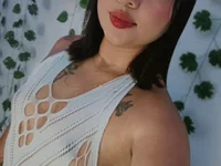 Emily_Thompson33