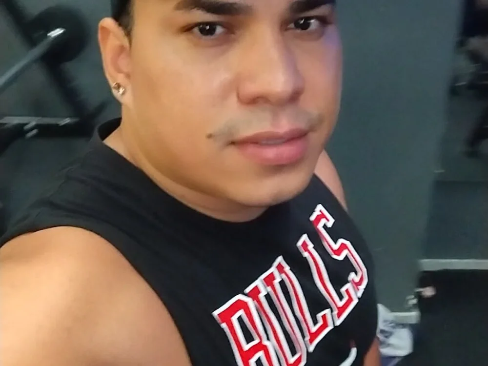 Offline XXX chat modela Aquilestengo