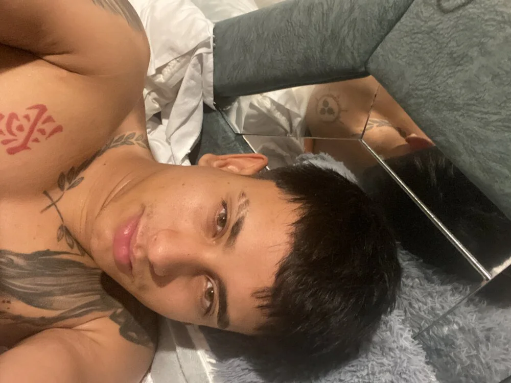 Alejandra_378 Offline XXX-chat