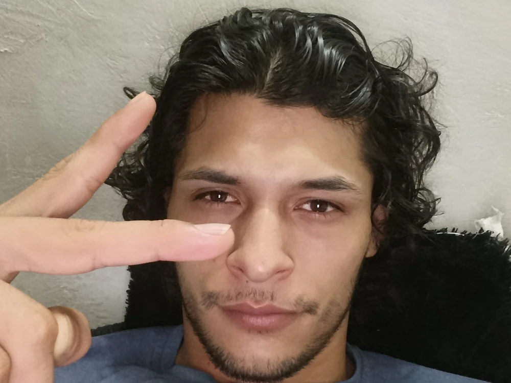 Offline XXX chat -Apolo_ayala-_-