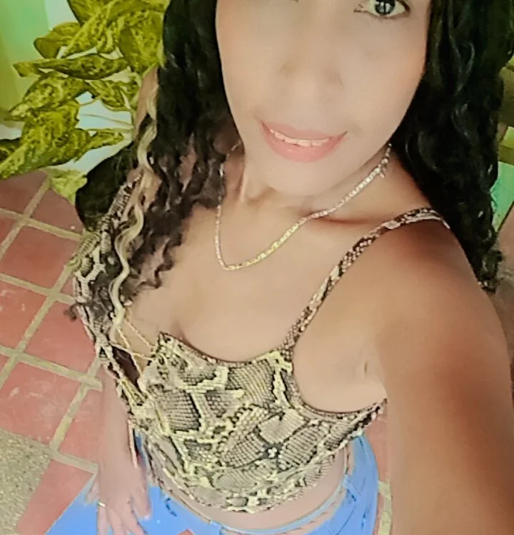 Naughty_bellaa offline chatrum