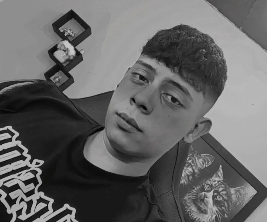 Offline chatovací místnost Alejandroo_22