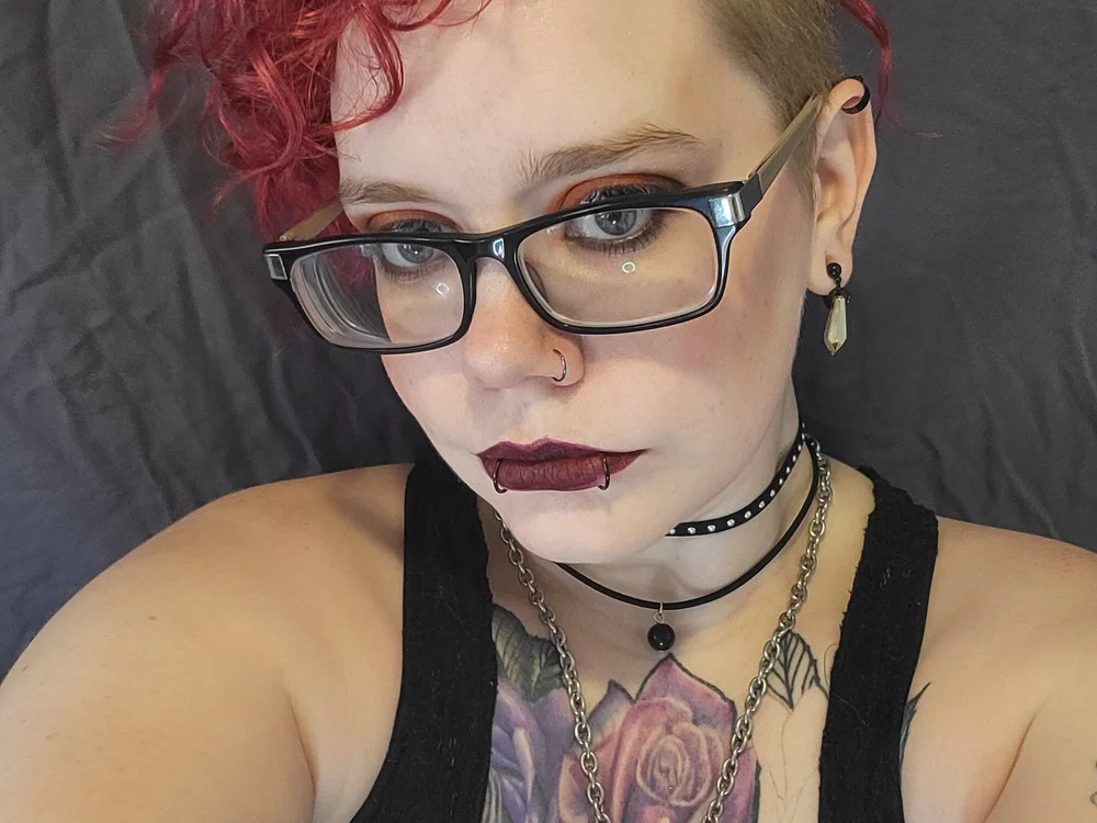 Nerd_Queen's Offline XXX Chat