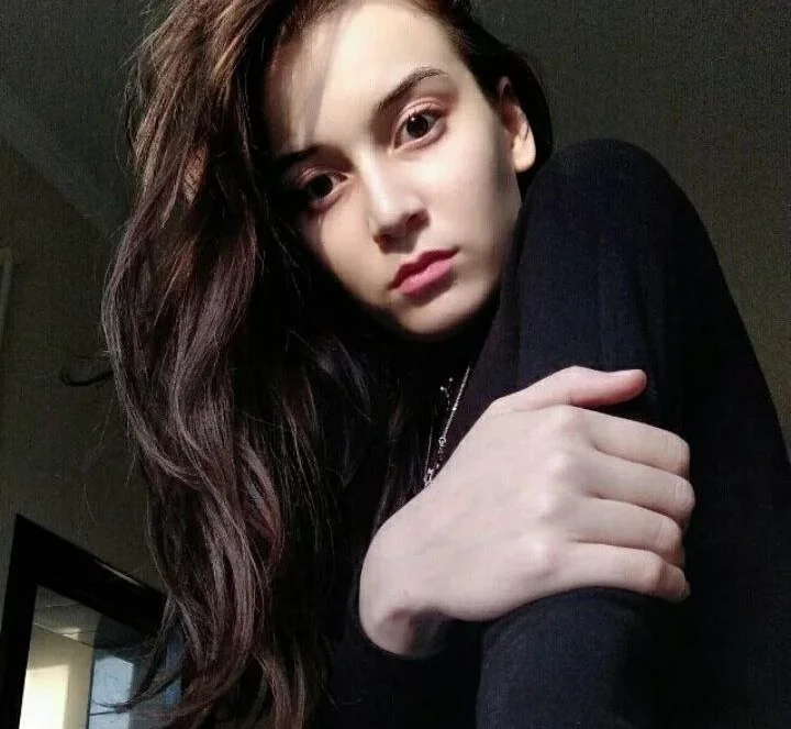 EliseMilbyのオフラインXXXチャット