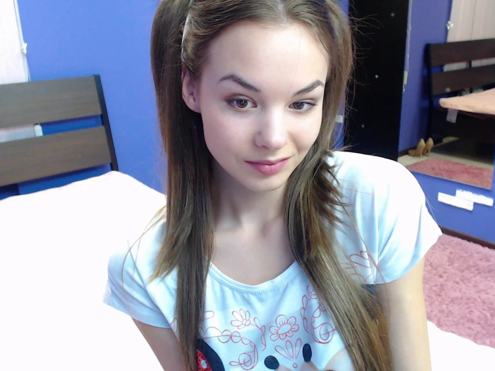 NewGirl99's Offline Chat Room