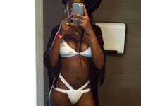 NastyBlackslaveGirl's Offline Chat Room