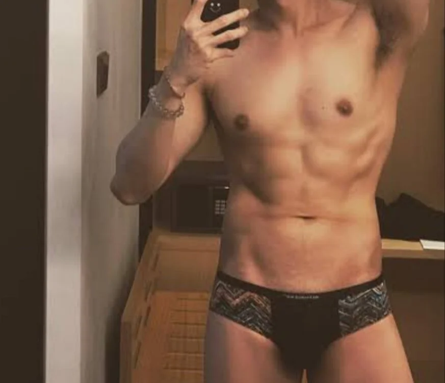 Sohel646 Offline XXX Chat