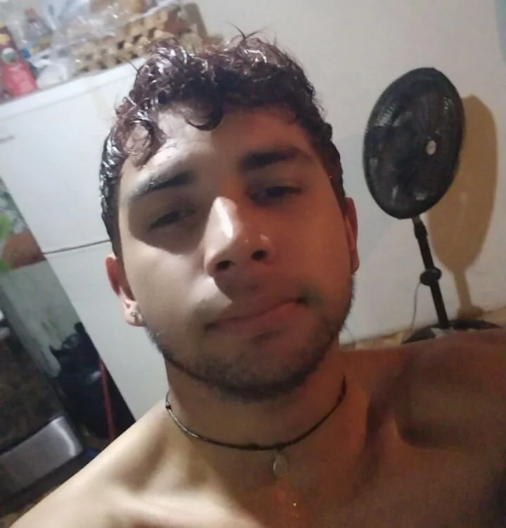 QuartanAwe offline chatrum