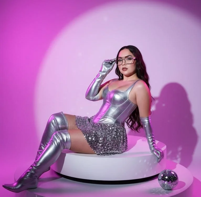 Makensi_'s most recent online preview