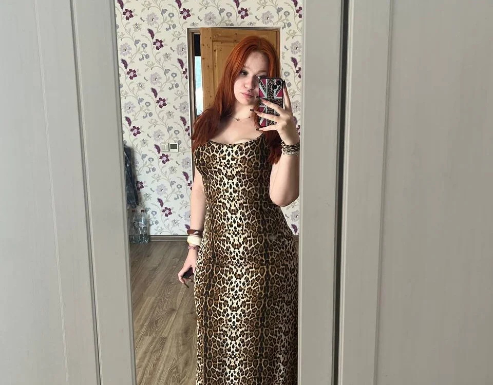 niki_ices offline XXX-chat