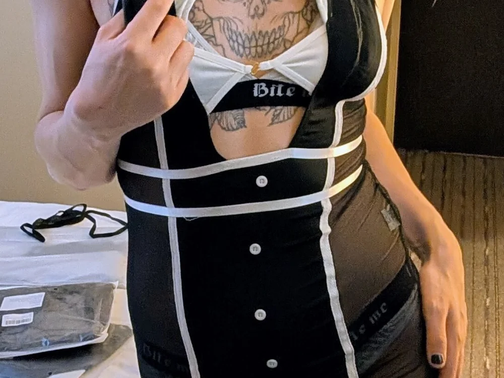 asluttyrose offline chatrum