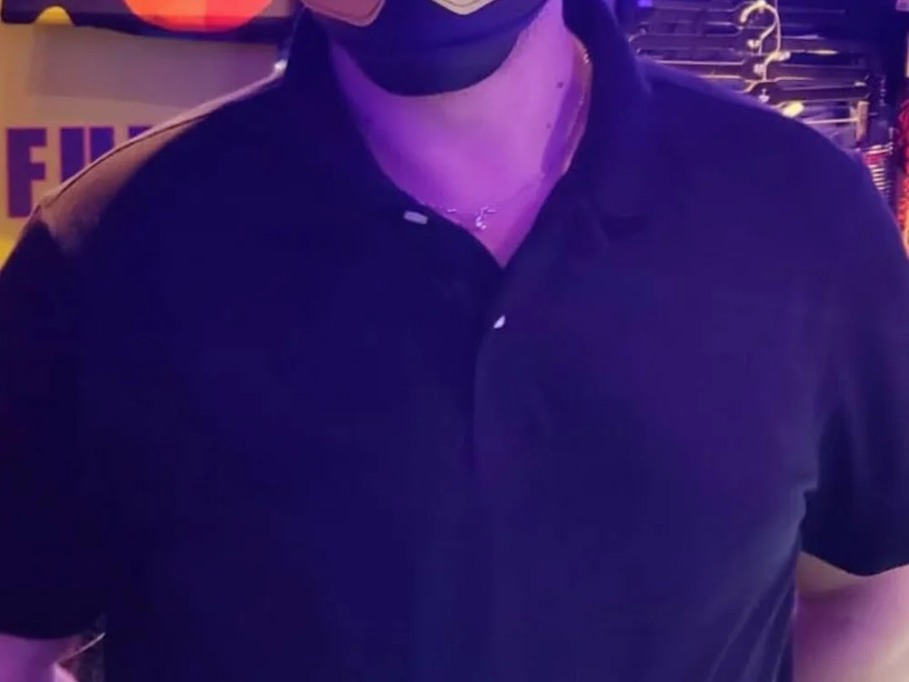 IronLight9's Offline Chat Room