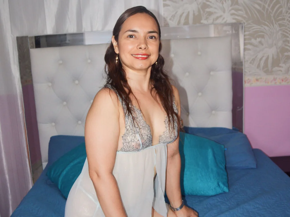Annie_Orton offline chatrum