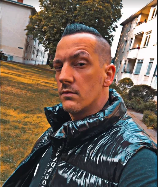 DanielSolja офлайн чат стая