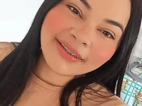 Model Yasmine__Hayat