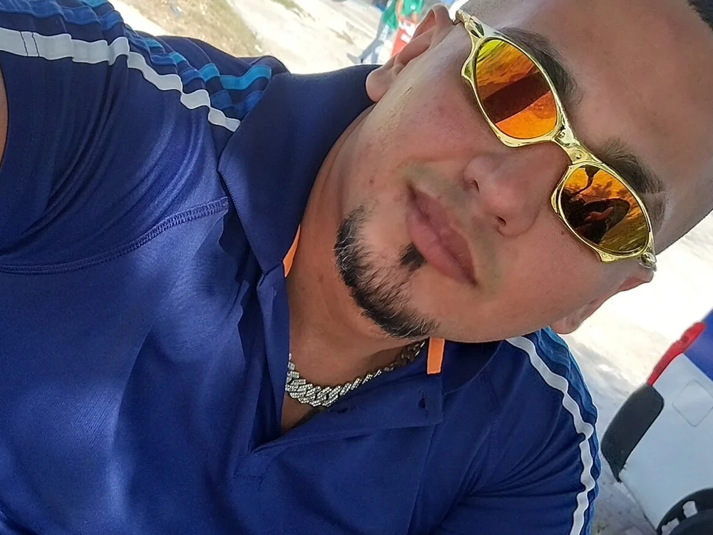 sandresfv offline XXX-chat