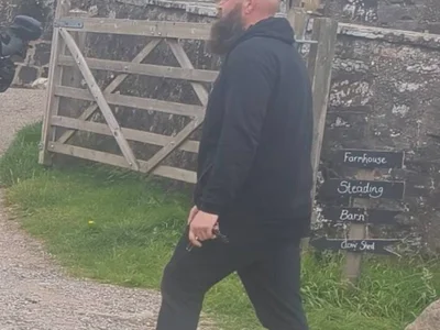 HairyBearcum - Boy 